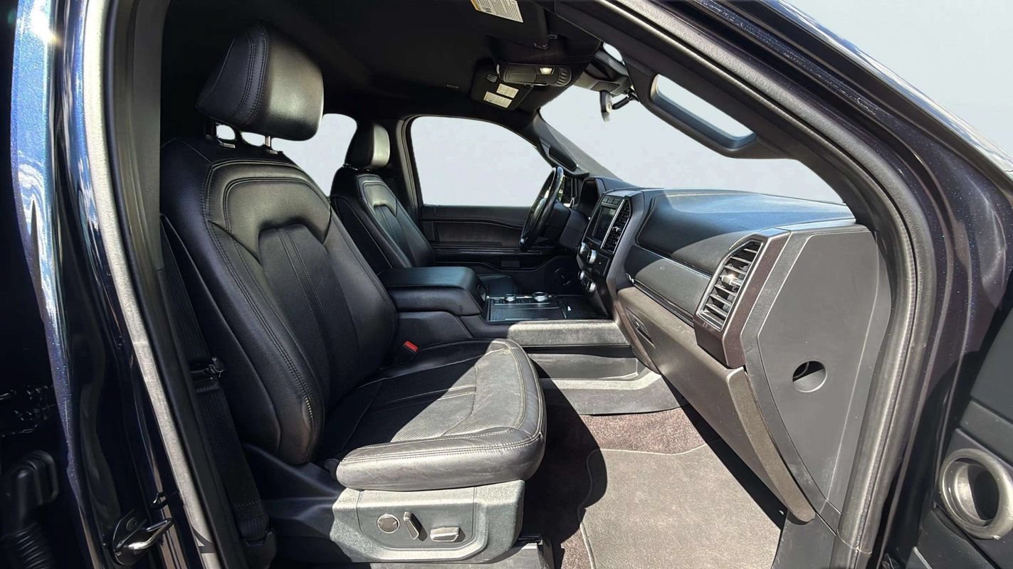 Used 2021 Ford Expedition Max Limited AWD/4WD image 17