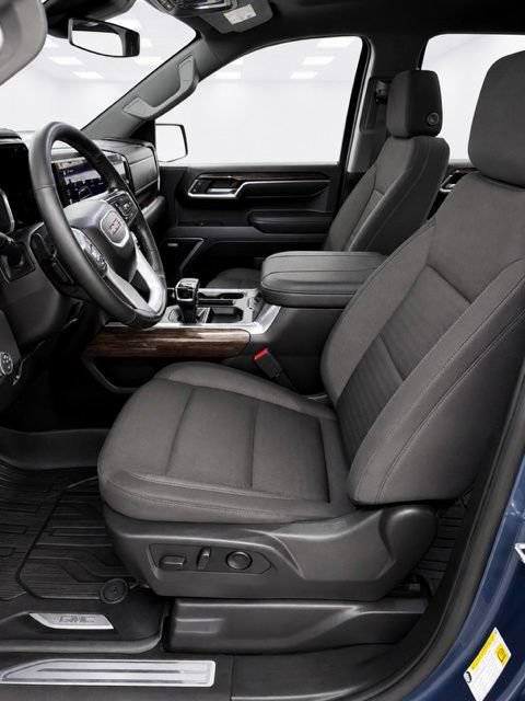 Used 2026 GMC Sierra 1500 Elevation w/ Preferred Package AWD/4WD image 17