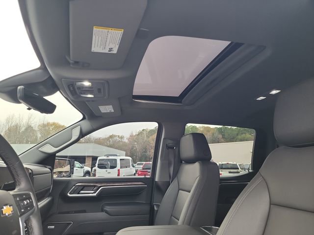 Used 2026 Chevrolet Silverado 1500 LTZ w/ LTZ Premium Package image 15