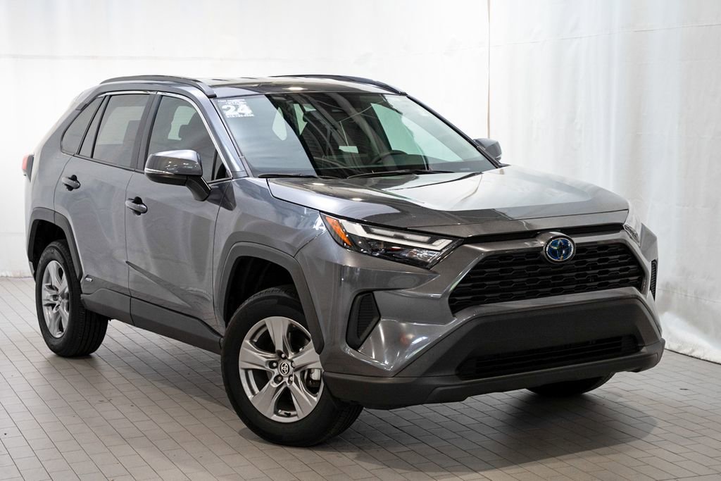 Used 2024 Toyota RAV4 LE image 1