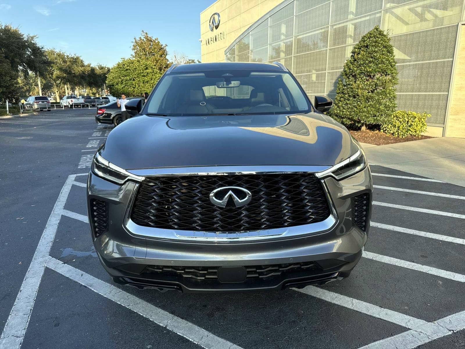 Certified 2023 INFINITI QX60 Luxe w/ Cargo Package image 6