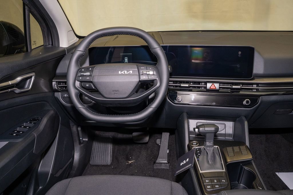 New 2026 Kia Sportage LX image 7