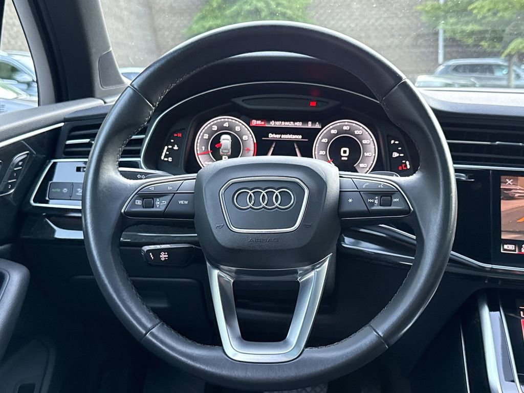 Used 2021 Audi Q7 3.0T Premium Plus w/ Premium Plus Package AWD/4WD image 11