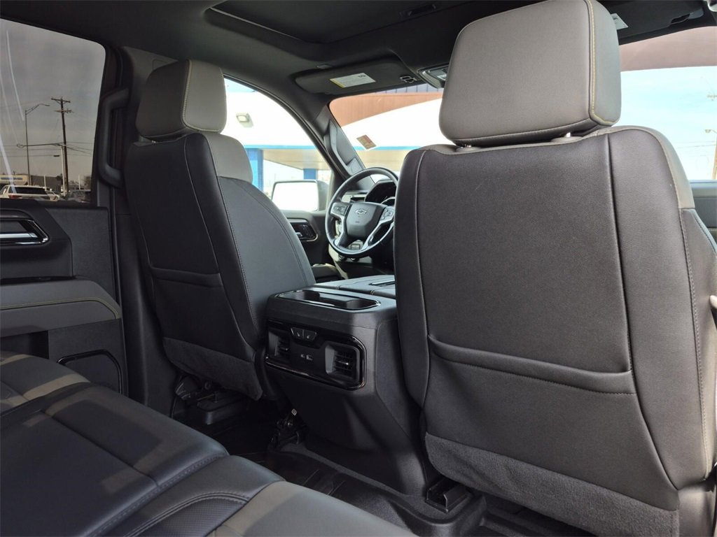 Used 2022 Chevrolet Silverado 1500 ZR2 w/ Technology Package image 18