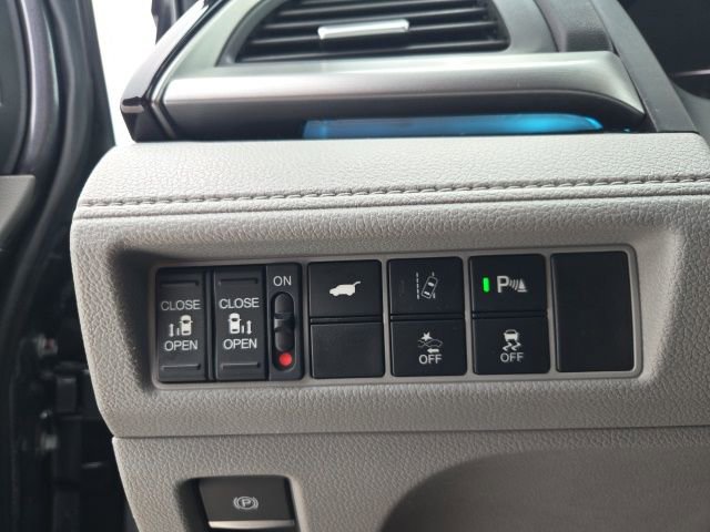 Used 2020 Honda Odyssey Elite image 24