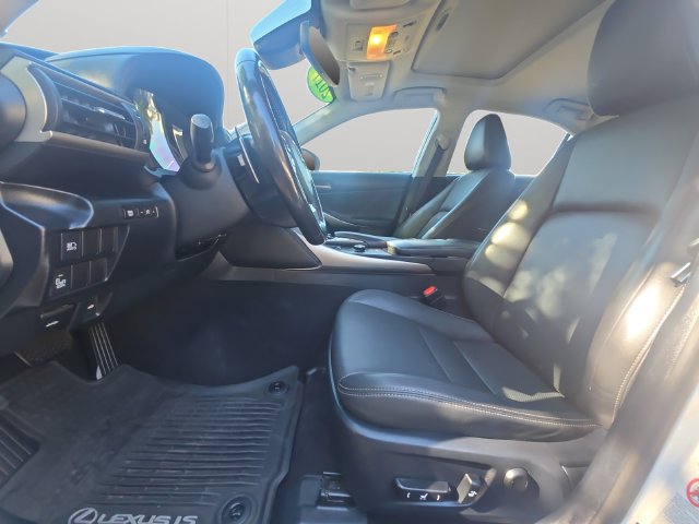 Used 2017 Lexus IS 300 AWD w/ Navigation System Package image 10