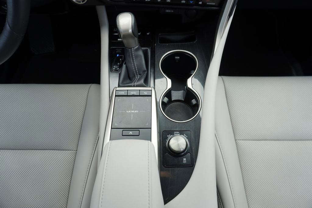 Used 2020 Lexus RX 350 FWD w/ Accessory Package image 16