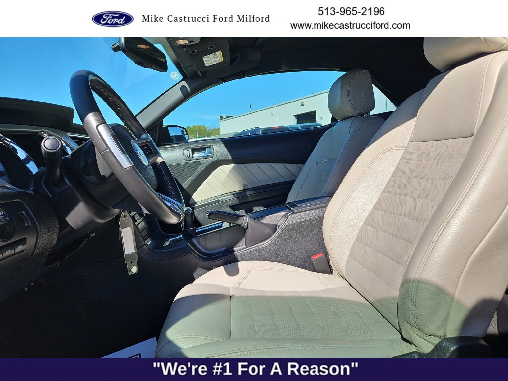 Used 2012 Ford Mustang GT Premium w/ Electronics Pkg RWD image 21