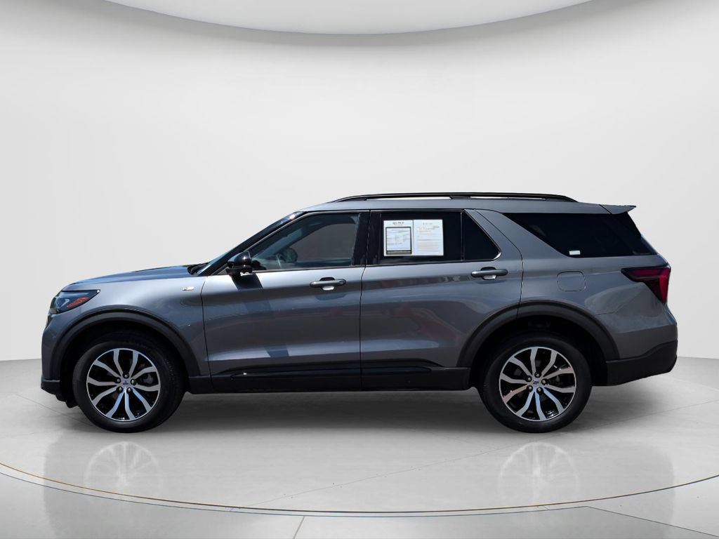 Used 2025 Ford Explorer ST-Line AWD/4WD image 8