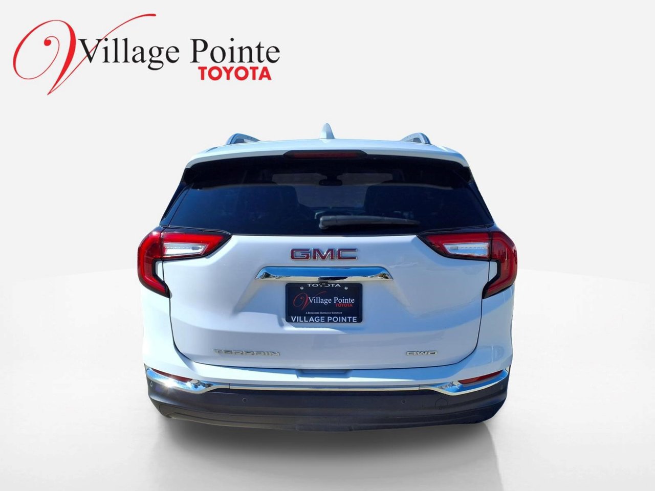 Used 2022 GMC Terrain SLT AWD/4WD image 4