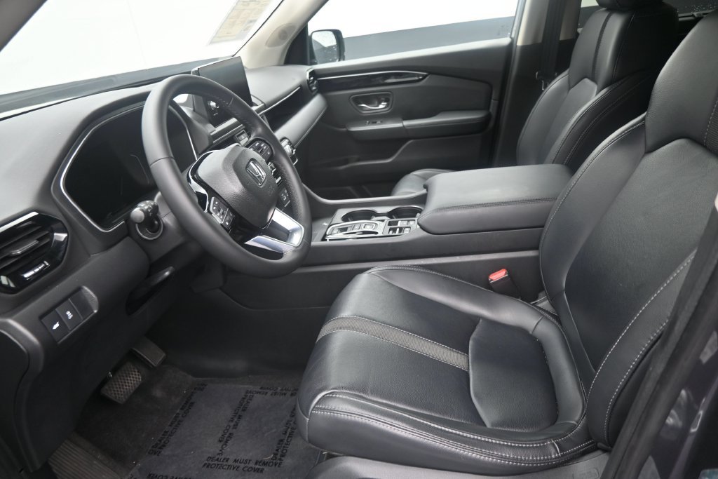 Used 2023 Honda Pilot EX-L image 11
