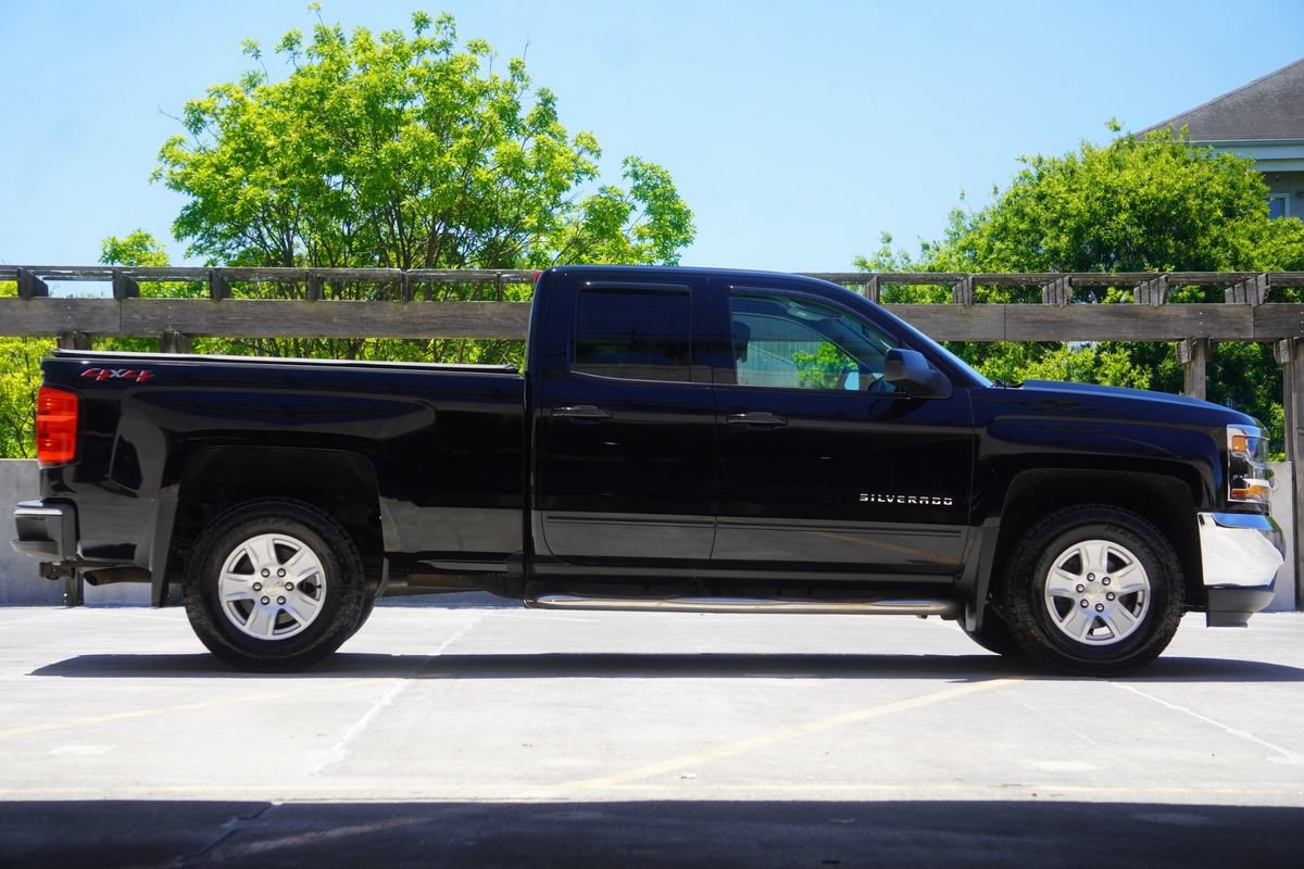 Used 2018 Chevrolet Silverado 1500 LT AWD/4WD image 7