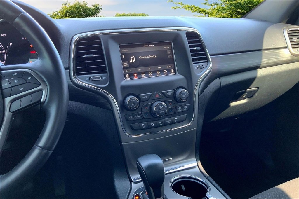 Used 2021 Jeep Grand Cherokee Freedom Edition image 9