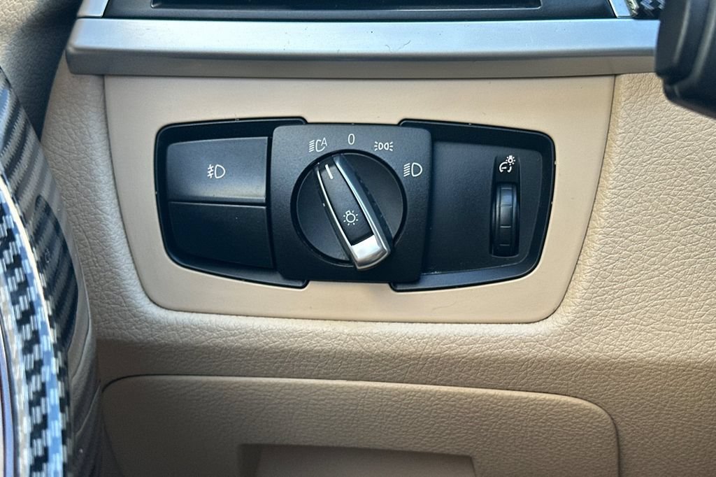 Used 2016 BMW 328i Sedan RWD image 29