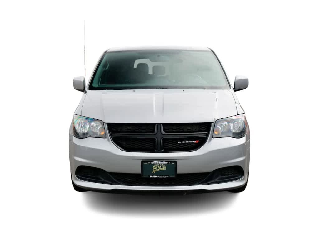 Used 2017 Dodge Grand Caravan SE FWD image 2