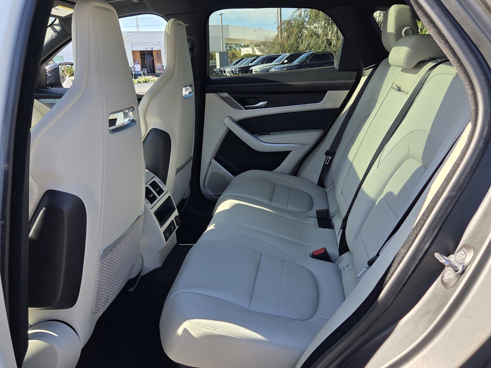 Used 2026 Jaguar F-PACE R-Dynamic S image 11