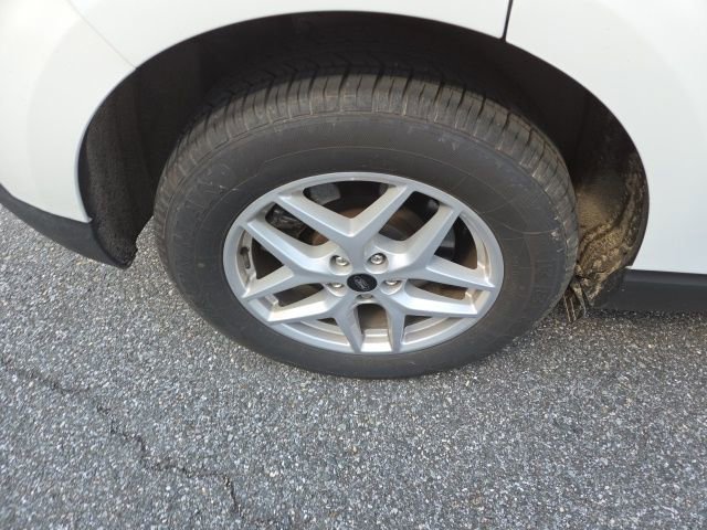 Used 2024 Ford Edge SEL image 10