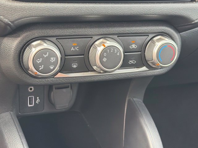 Used 2025 Nissan Versa S w/ Trunk Package FWD image 23