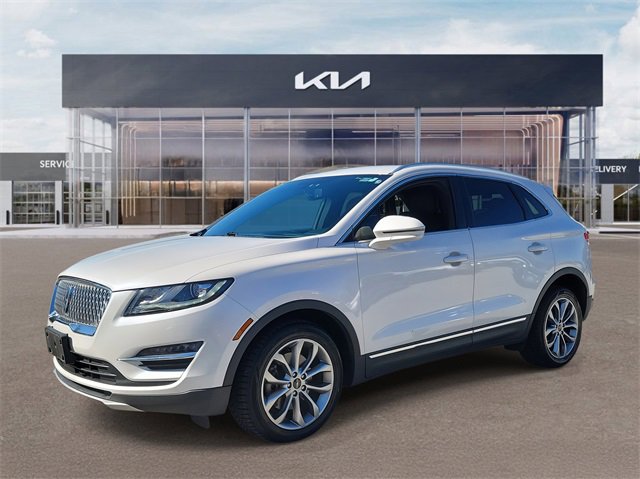 Used 2019 Lincoln MKC Select w/ Select Plus Package image 3