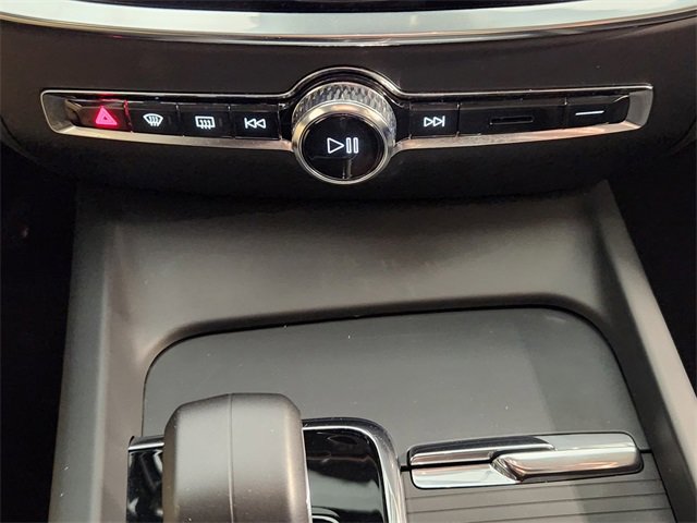 Used 2024 Volvo S60 B5 Core image 19