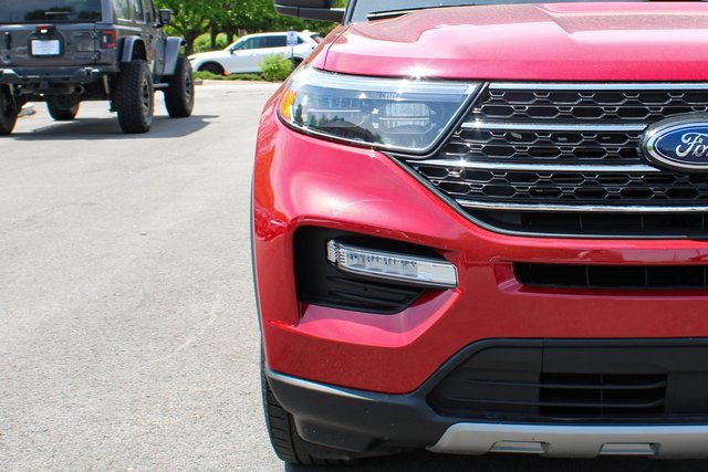 Used 2022 Ford Explorer XLT w/ Equipment Group 202A image 41
