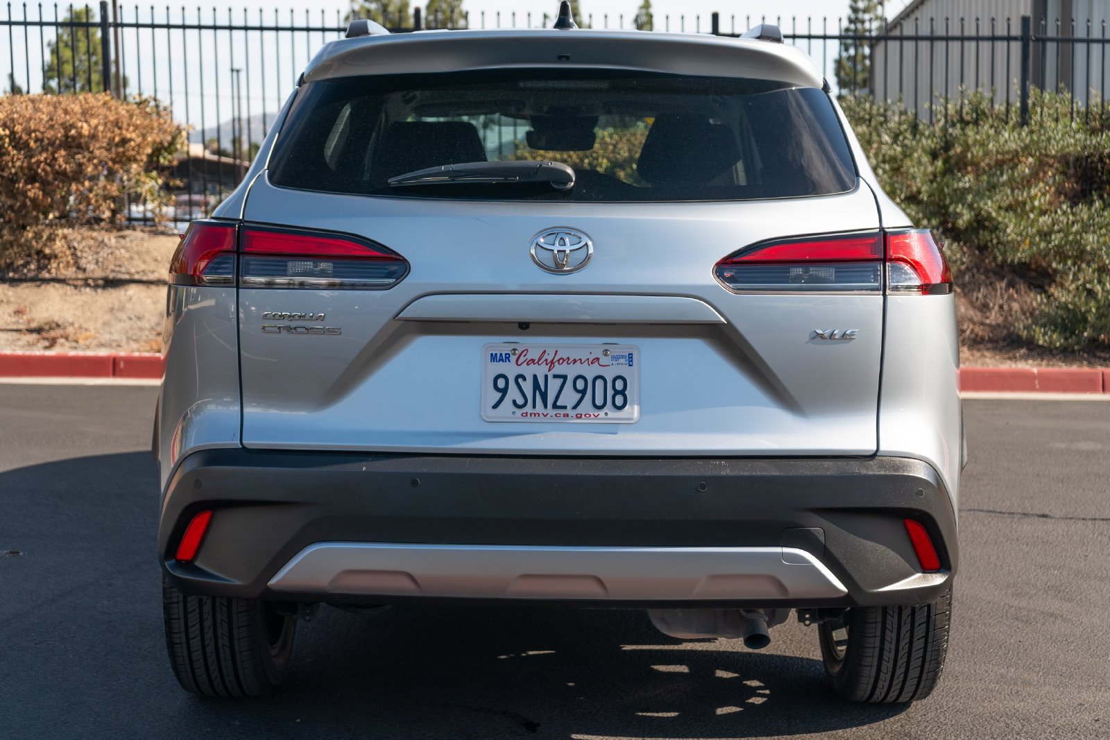 Certified 2025 Toyota Corolla Cross XLE FWD image 9