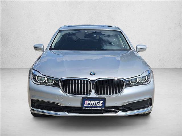 Used 2019 BMW 740i w/ Cold Weather Package RWD image 2