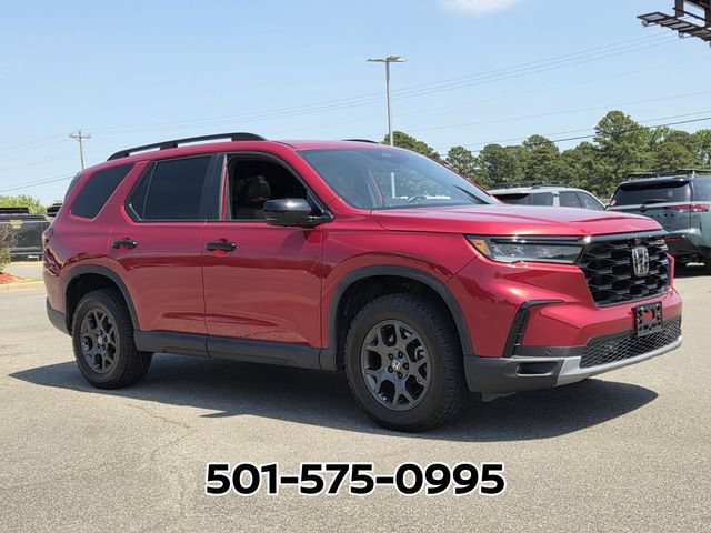 Used 2025 Honda Pilot TrailSport image 5