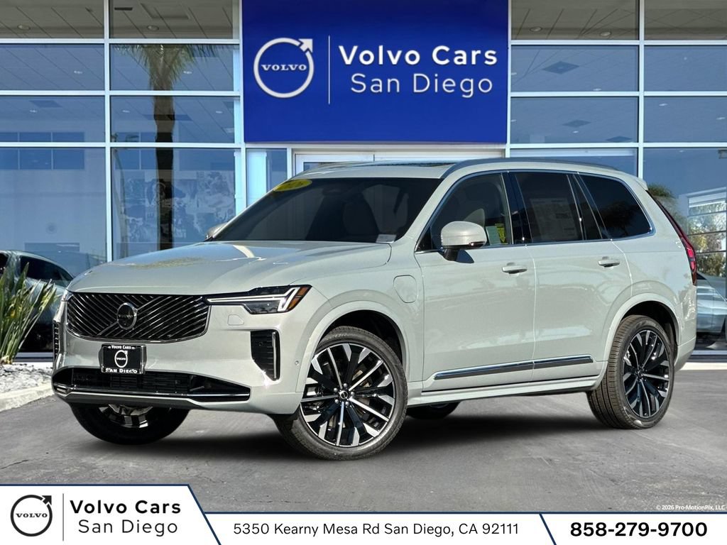 New 2026 Volvo XC90 T8 Plus w/ Protection Package Premier