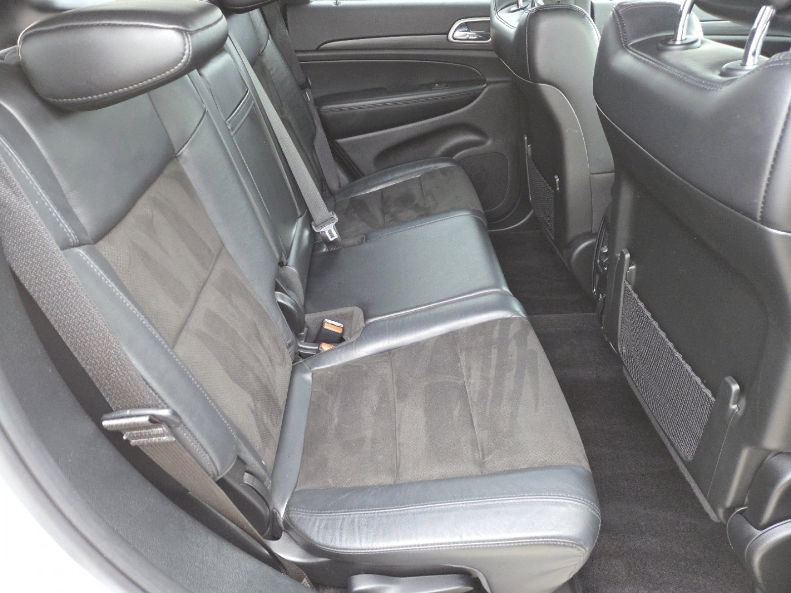 Used 2019 Jeep Grand Cherokee Altitude image 21