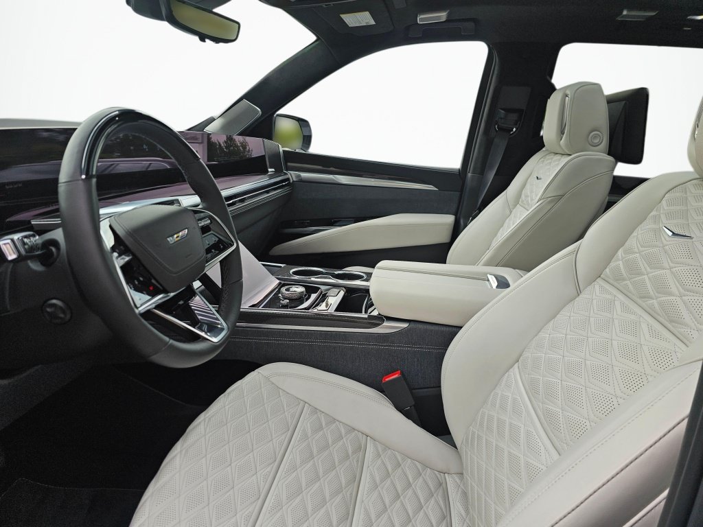 Used 2026 Cadillac Escalade V AWD/4WD image 30