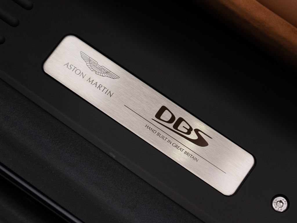 Used 2023 Aston Martin DBS Superleggera Volante RWD image 21