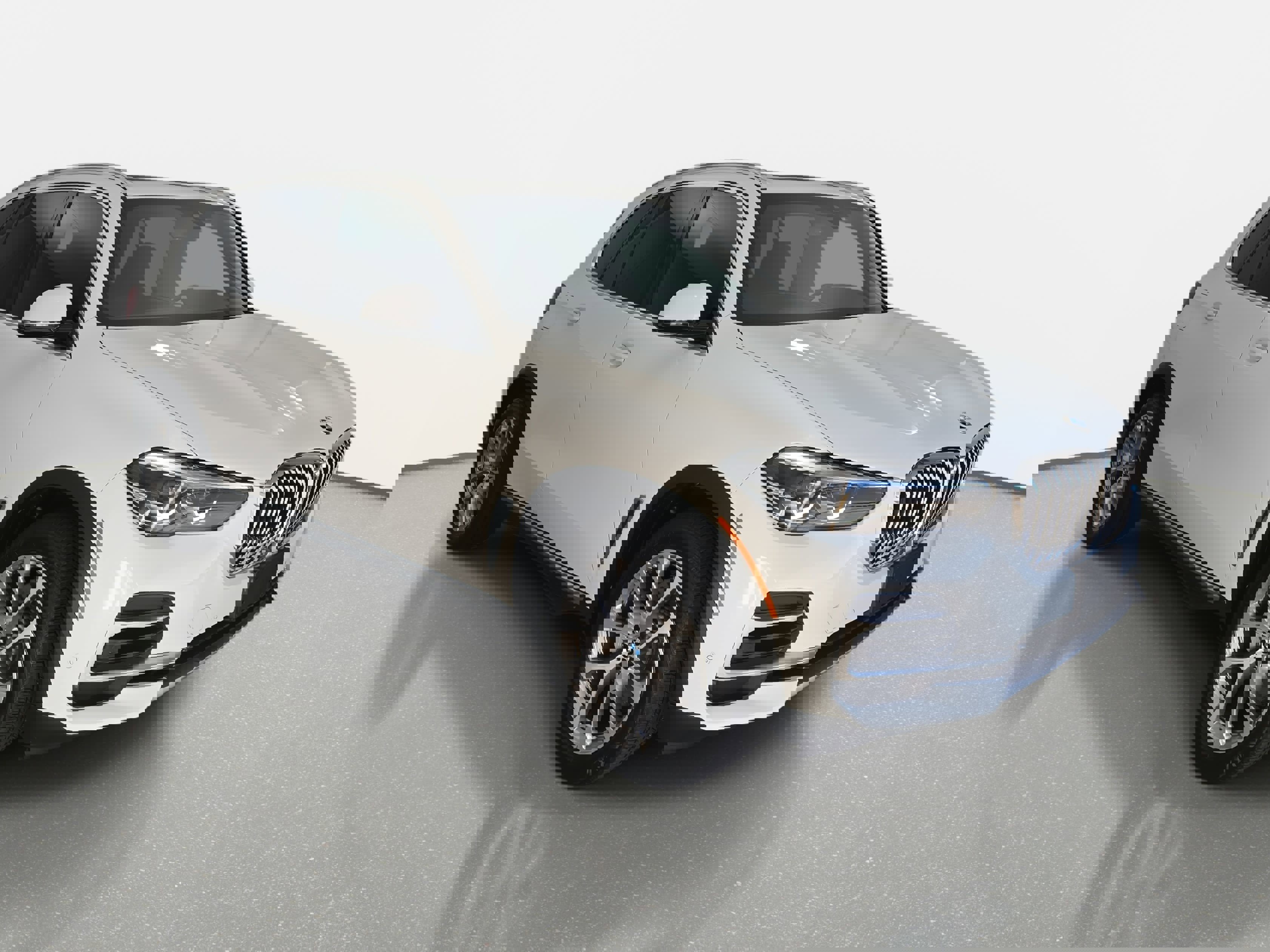 Used 2022 BMW X5 xDrive40i w/ Climate Comfort Package image 3