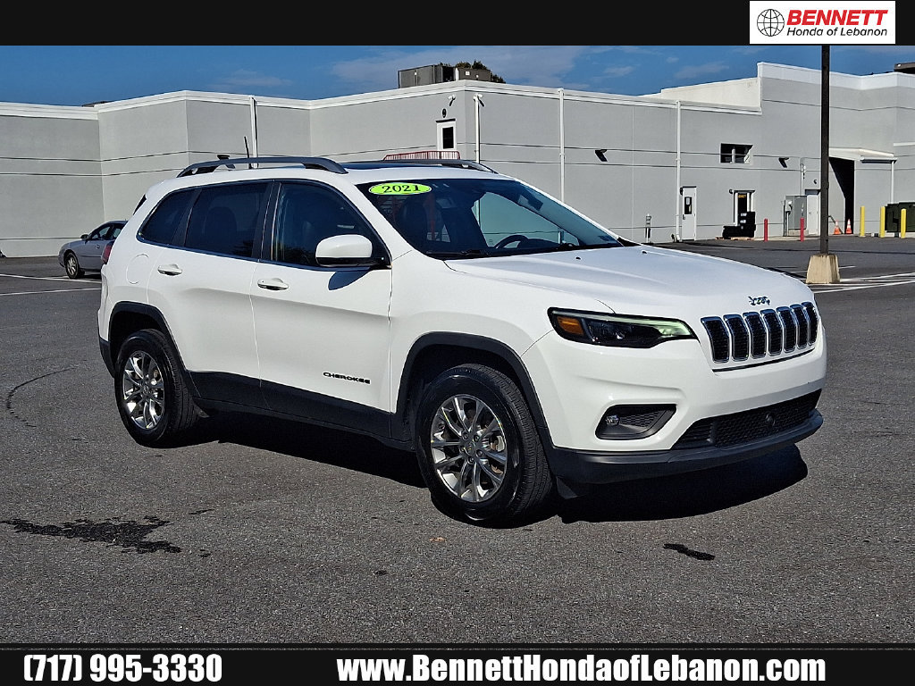 Used 2021 Jeep Cherokee Latitude Plus w/ Sun & Sound Group AWD/4WD image 1