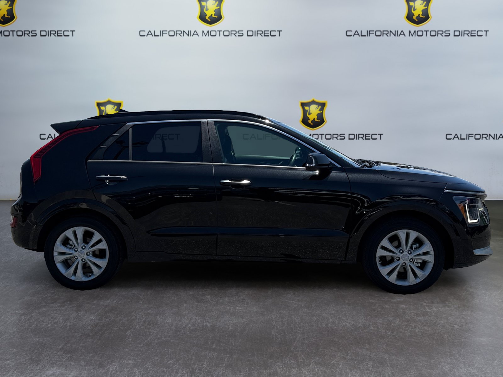 Used 2023 Kia Niro SX Touring FWD image 6