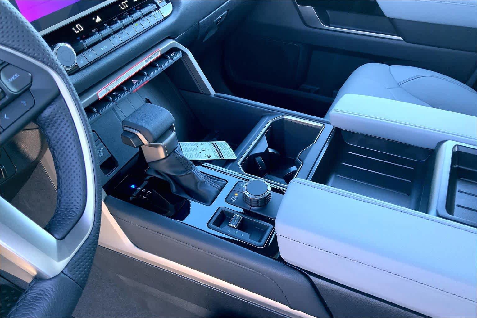 New 2026 Toyota Tundra Limited AWD/4WD image 7