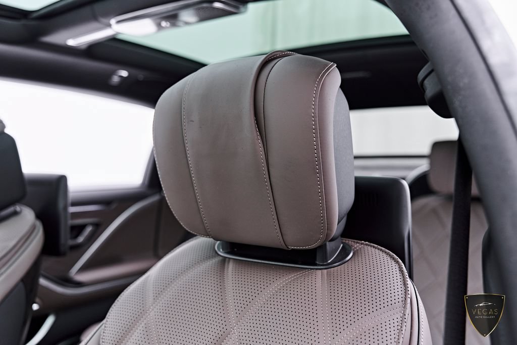 Used 2024 Mercedes-Benz Maybach S 680 4MATIC image 55