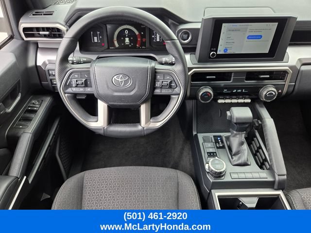 Used 2025 Toyota 4Runner SR5 AWD/4WD image 13