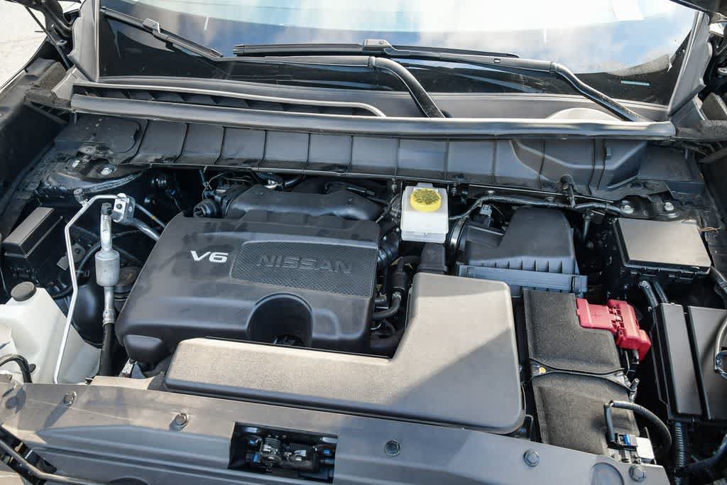 Used 2023 Nissan Pathfinder SL w/ Cargo Package FWD image 31