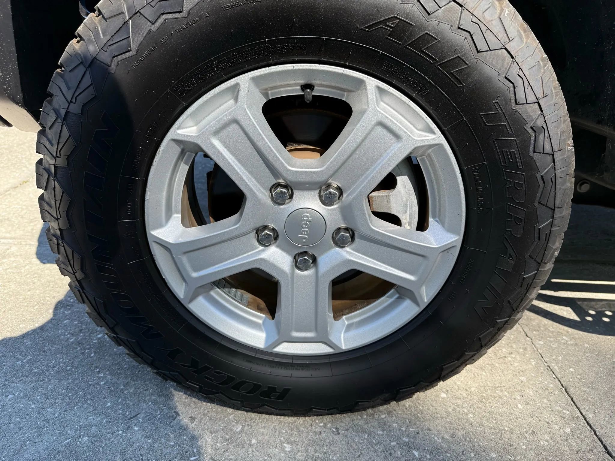 Used 2021 Jeep Wrangler Unlimited Sport image 12