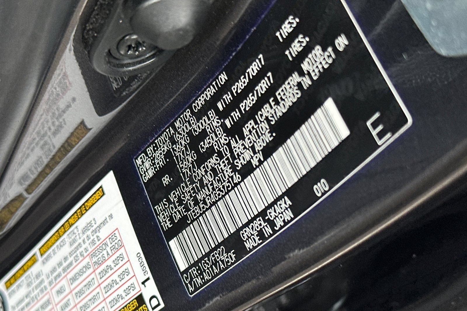 Used 2016 Toyota 4Runner SR5 AWD/4WD image 27