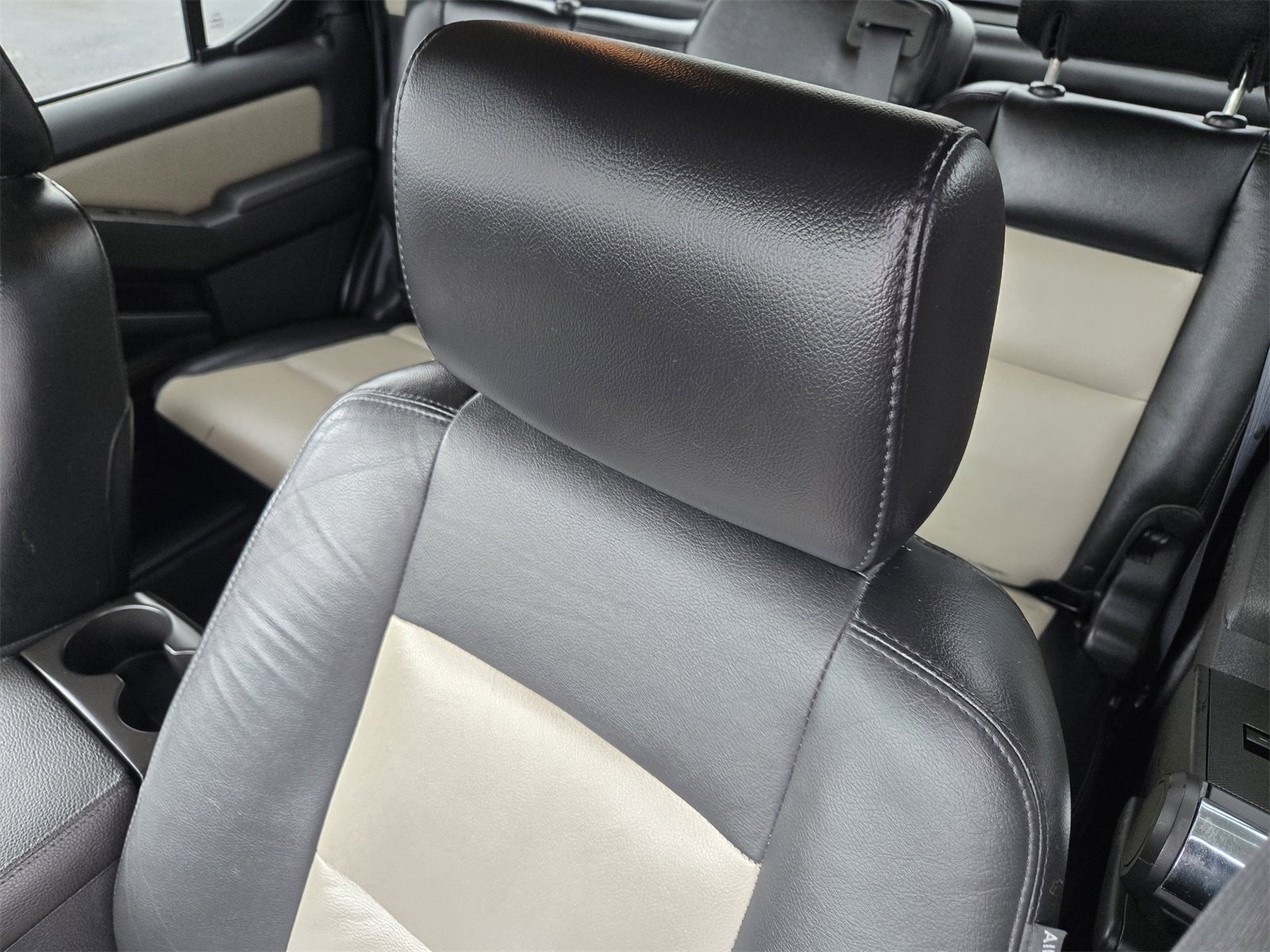 Used 2007 Ford Explorer Sport Trac Limited image 21