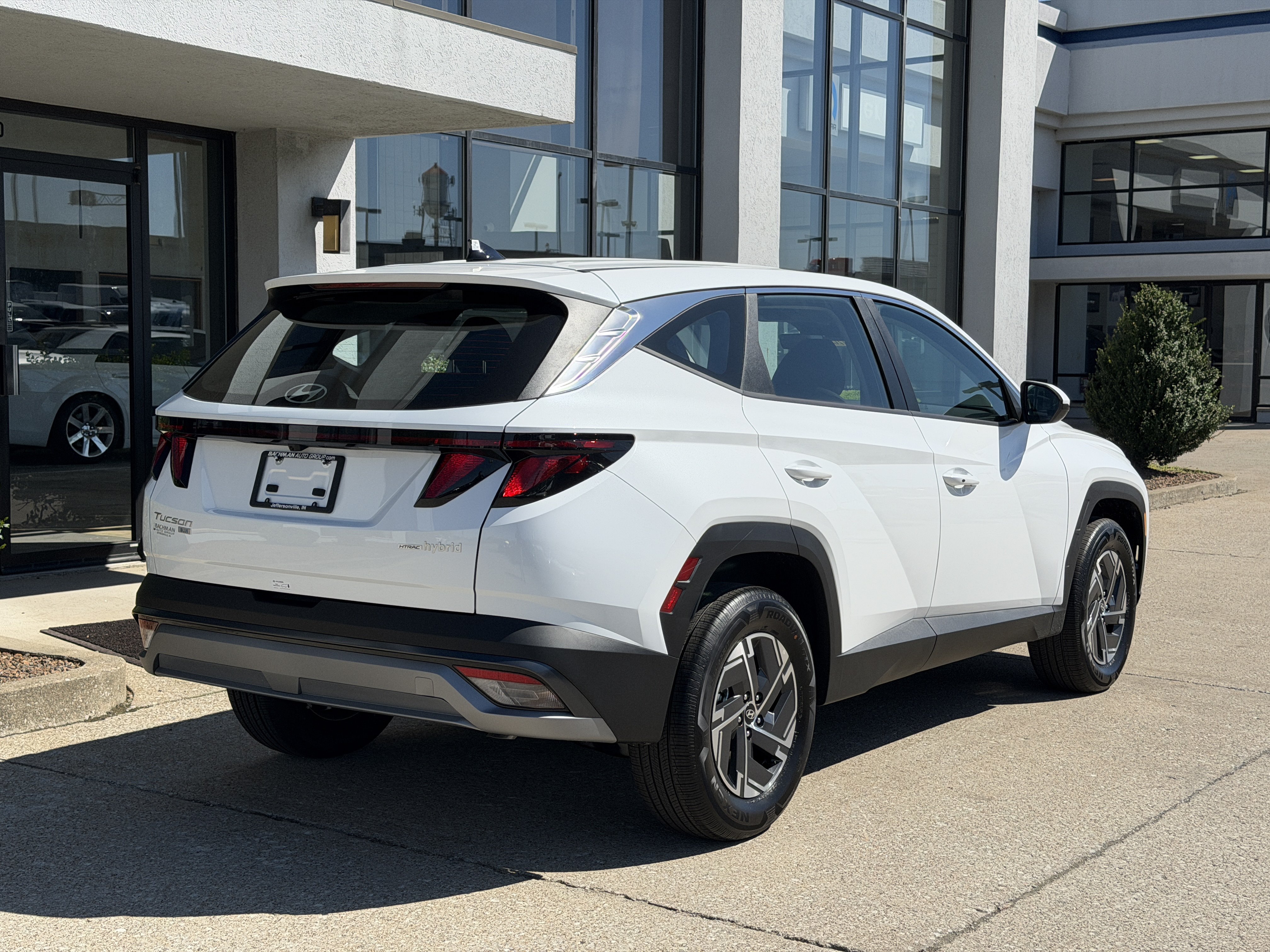 New 2026 Hyundai Tucson Blue SE AWD/4WD image 4