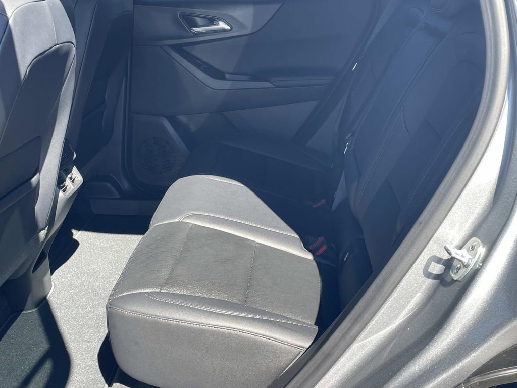 New 2026 Chevrolet Equinox LT w/ Convenience Package II image 13