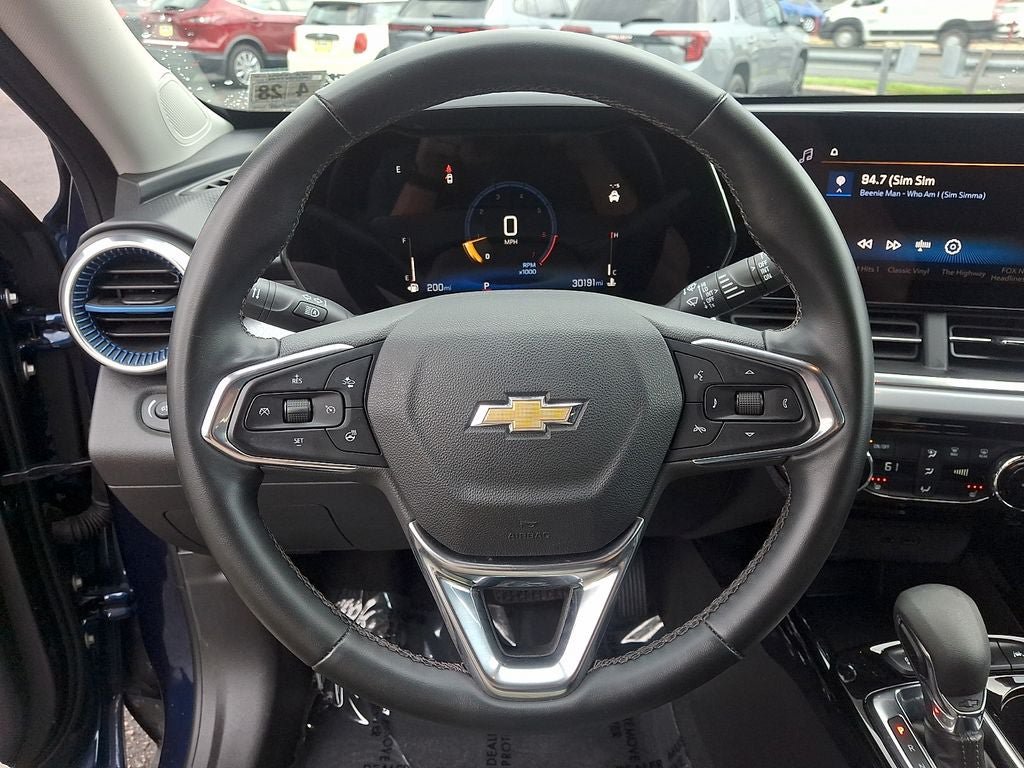Used 2024 Chevrolet Trax LT w/ Driver Confidence Package FWD image 19