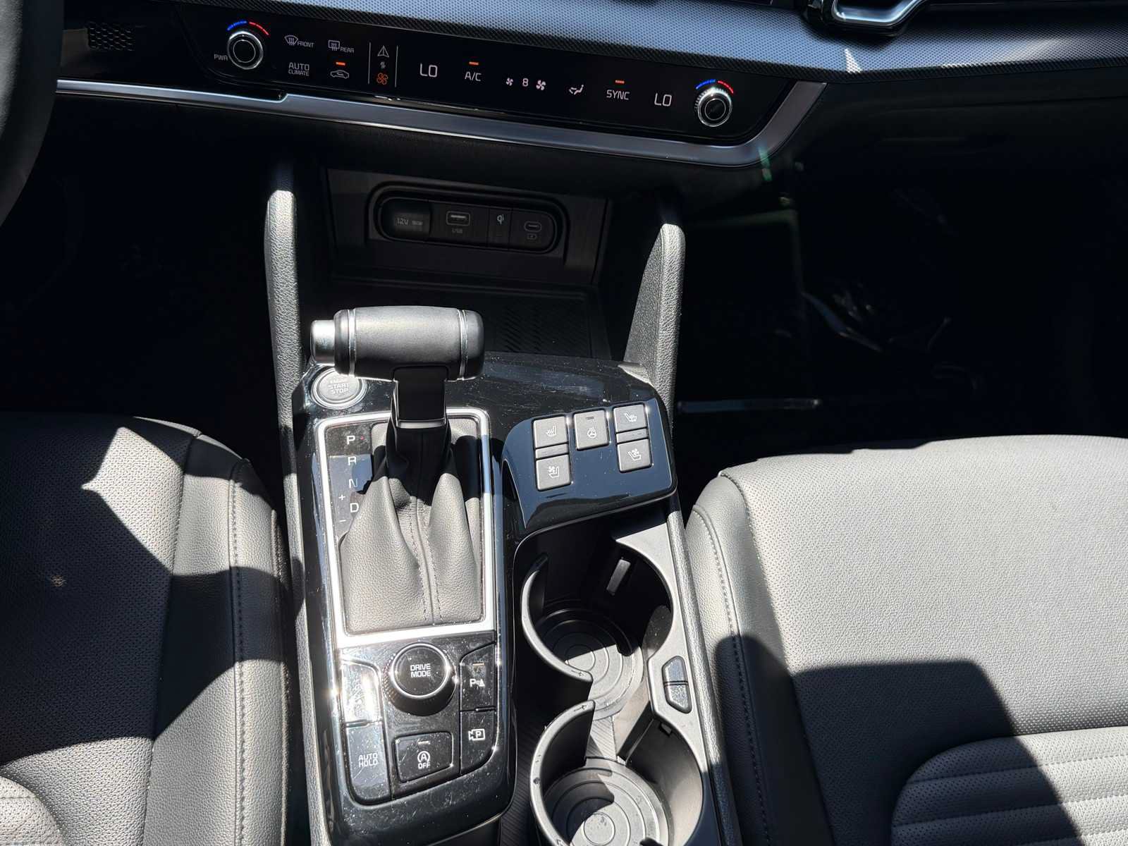 Used 2025 Kia Sportage SX FWD image 19