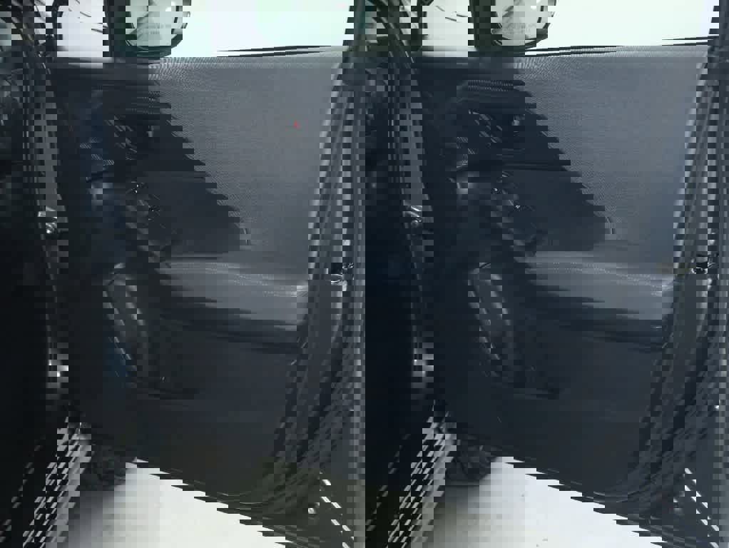 Used 2024 Subaru Crosstrek 2.0i Premium image 33