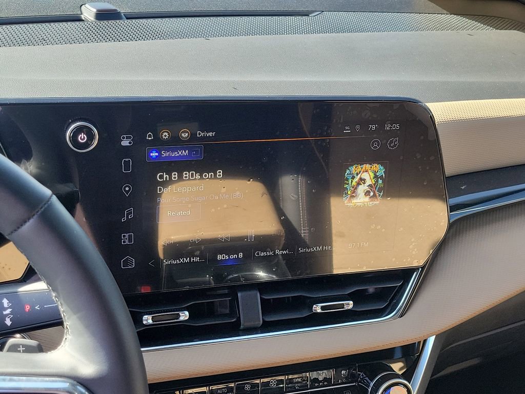 Used 2025 Chevrolet Equinox ACTIV w/ Convenience Package III image 29