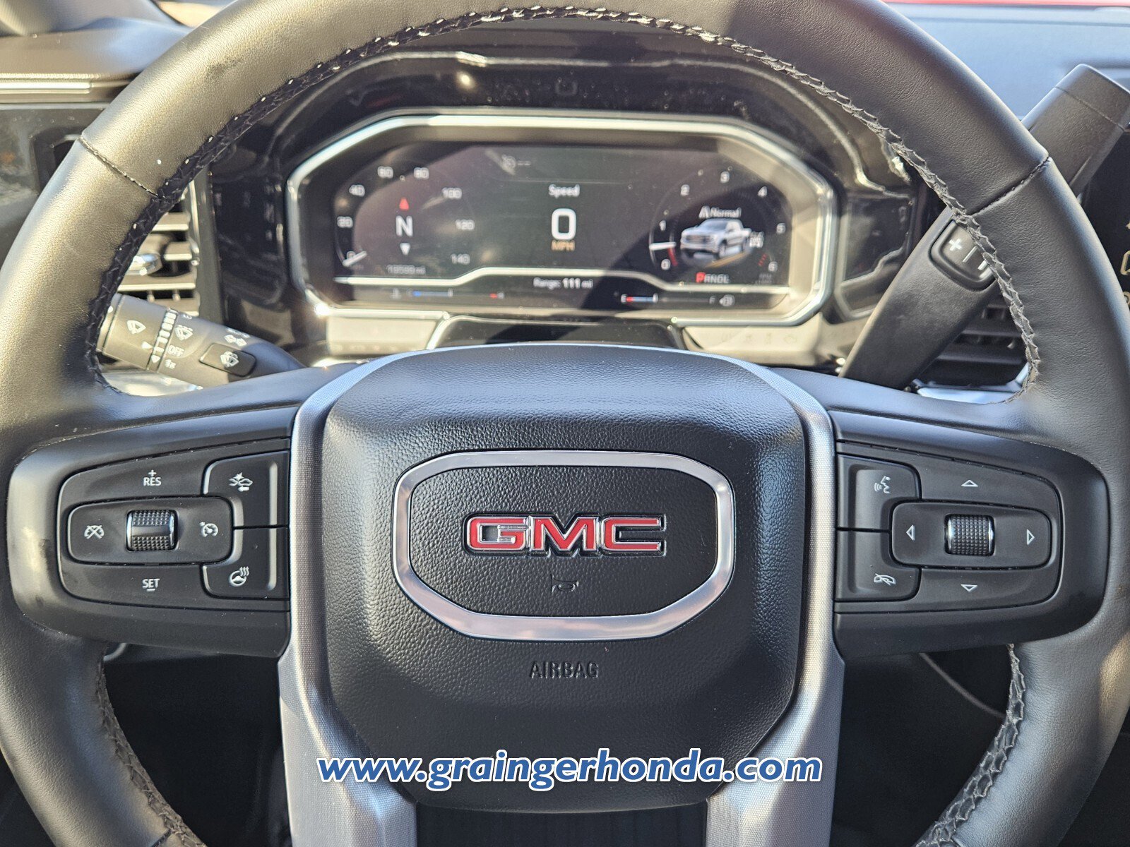 Used 2024 GMC Sierra 1500 Elevation image 18