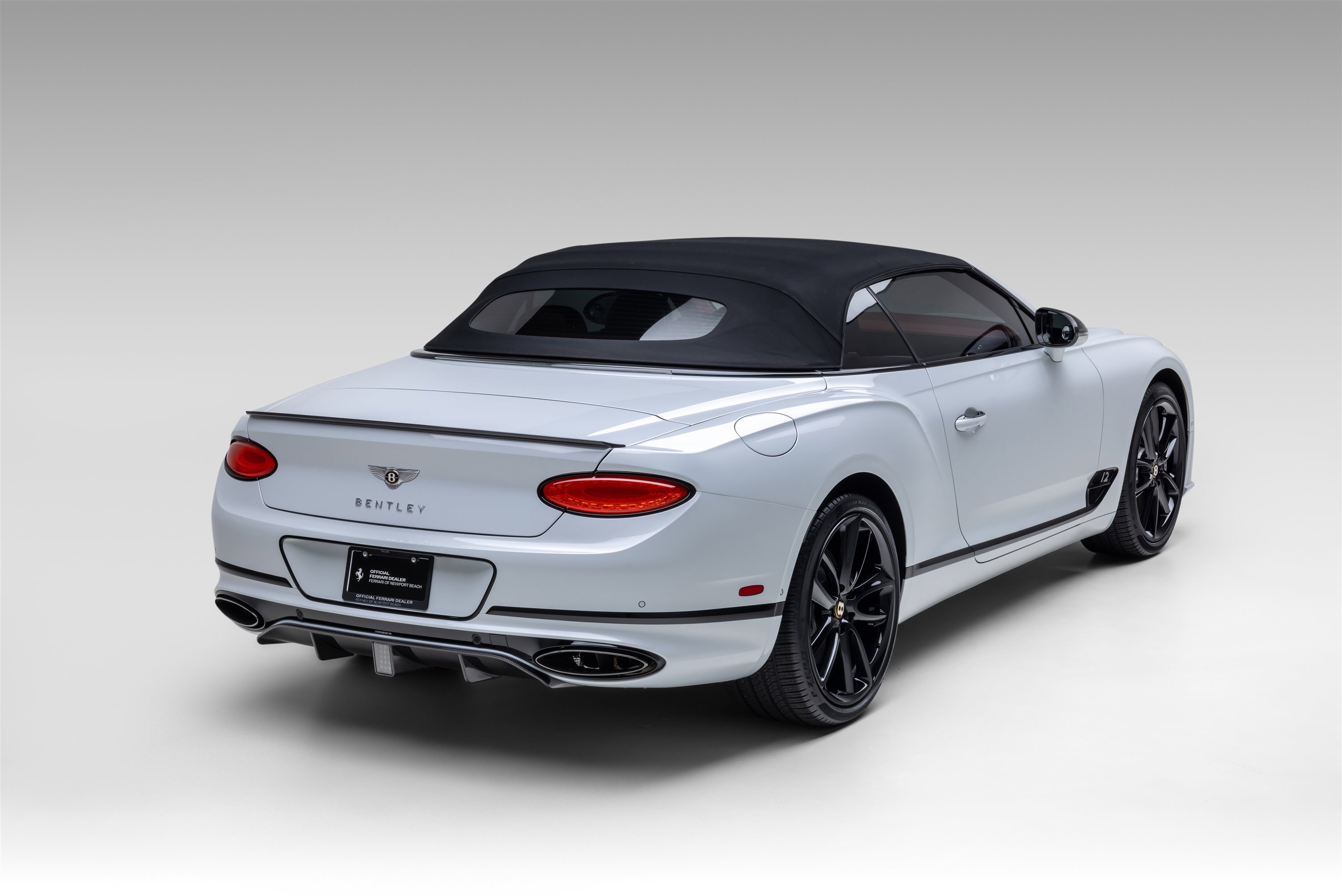 Used 2020 Bentley Continental GT image 15